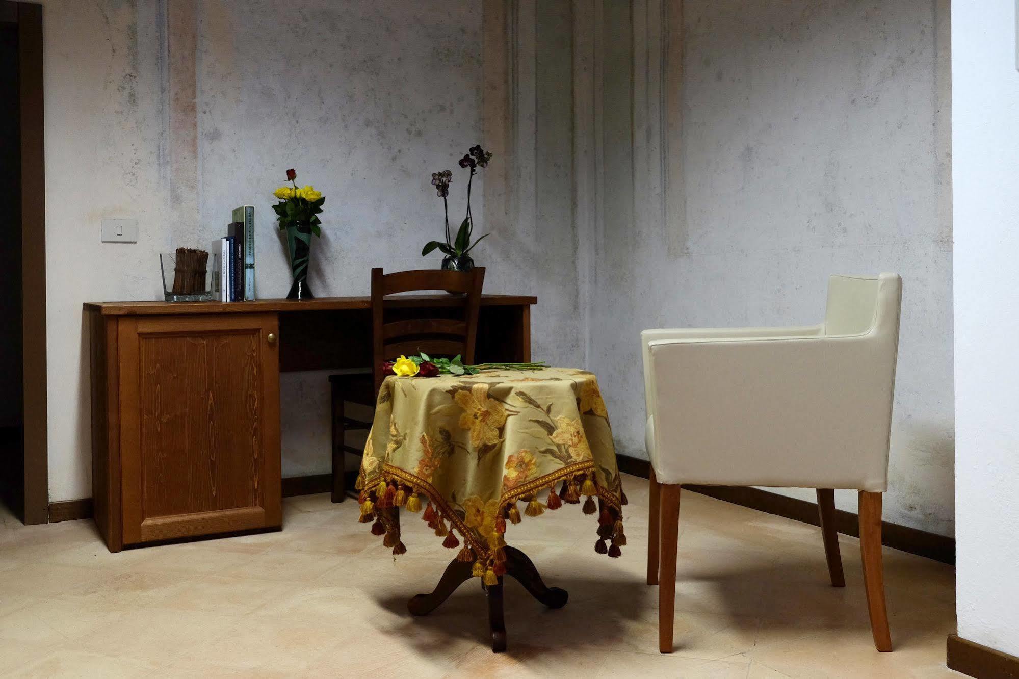 פארמה Locanda Abbazia Di Valserena - Csac מראה חיצוני תמונה